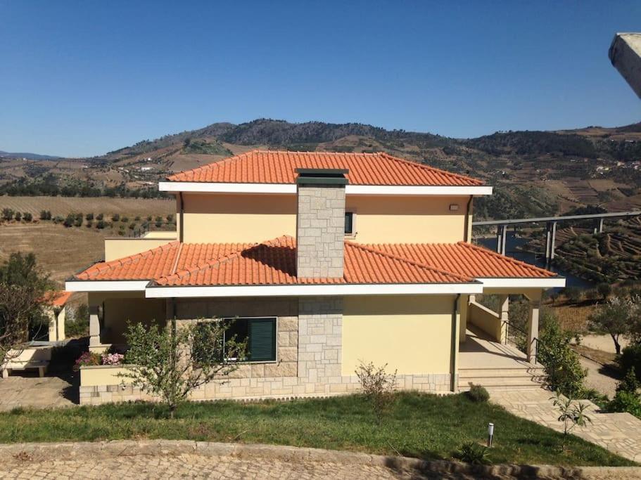 הוילה למאגו Casa Dos Copins מראה חיצוני תמונה